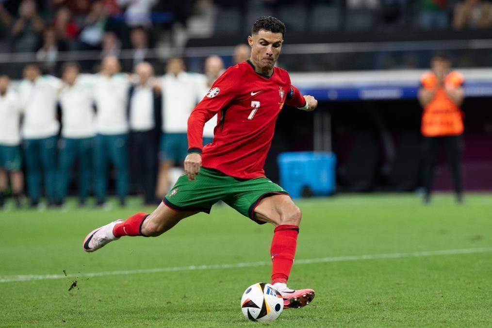 力度上都犯 力度上都犯